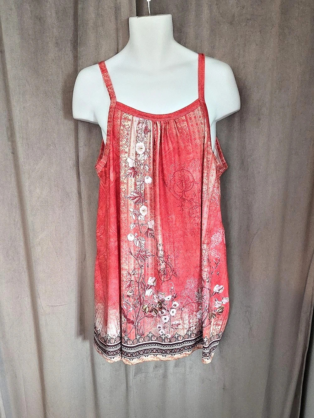 Floral Tank Top in Pink Size 2XL
